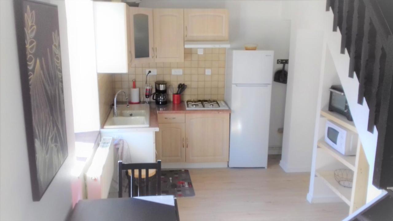 Appartement "Mathieu" Pesmes Exterior photo
